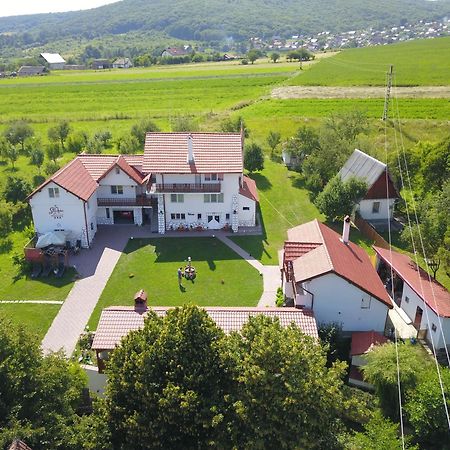 Casuta Cu Flori Hotel Vilcele  Exterior foto